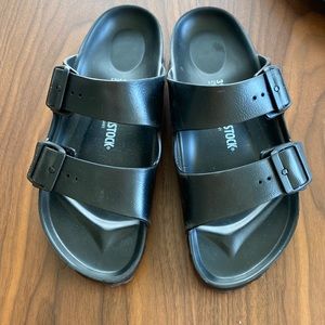 LIKE NEW Birkenstock Arizona Essentials Slide Sandal - Women's